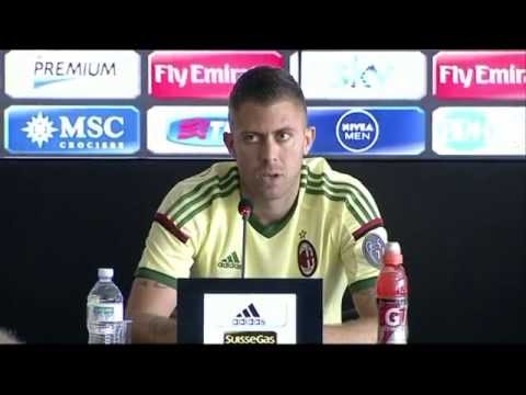 Alex & Menez ready to shine | AC Milan Official Alex & Menez ready to shine | AC Milan Official