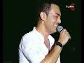 http://sevdakaram.info/ Serdar Ortac Gram Serdar Ortac Gram Serdar Ortac GramSerdar Ortac - Gram 2008Serdar Ortac - Gram 2008Serdar Ortac - Gram 2008Serdar Ortac - Gram 2008Serdar Ortac - Gram 2008Serdar Ortac 2008 - GramSerdar Ortac 2008 - GramSerdar Ortac 2008 - GramSerdar Ortac 2008 - GramSerdar Ortac 2008 - Gram01. Şeytan02. Heyecan03. Düşman04. Bataklık05. Ayrı Gitme06. Ayrılmam07. Nefes08. Bu Da Geçer09. Hadi Çal10. Darmadağın11. Çık Git12. Gram13. Full İhtişam14. Sana Değmez15. Başıma Bela16. YokluğundaNefes almaya hazırmısınız? Uzun ve yorucu geçen kış mevsiminin ardından, bütün bir yaz, Serdar Ortaçla derin bir Nefes almaya ne dersiniz?Serdar Ortaç, birbirinden güzel 16 yeni şarkı ile yaza merhaba demeye hazırlanıyor, Türkiyenin en başarılı aranjörlerinin emek harcadığı ve kayıtları Londra dahil olmak üzere 5 ayrı stüdyoda gerçekleşen albüm, 500.000 dolarlık bütçesi ile, sezonun en pahalı albümü özelliğini de taşıyor.Albümde ayrıca, Belçika da yaşayan gururumuz, güzel şarkıcı Hadisenin Serdarla birlikte seslendirdiği, Düşman ve Türkiyenin ilk bayan Rapçisi Sultananın rap yaptığı Ayrı Gitme isimli şarkılar yer alıyor.