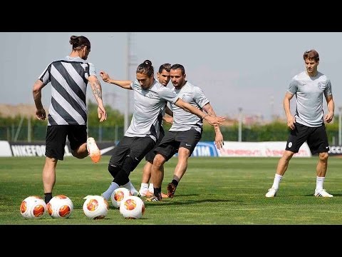 Juventus-Olympique Lyonnais, la vigilia dei bianconeri - Bianconeri build-up