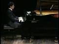 ROBERTO GIORDANO plays Chopin's Walzer in a minor