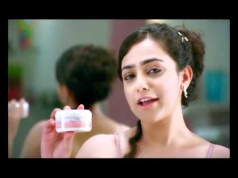 how to apply dhathri face pack