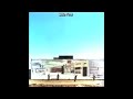 Original version of Willin' off of Little Feat's self-titled debut. DISCLAIMER: This video is only intended for educational and comparison purposes, to contrast this version with the more popular rendition of this song off of their second album.