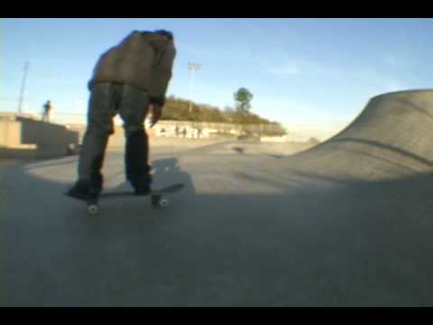 BMX BIKES TRICKS STUNTS CRASHES
