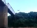 Pendulo na ponte de ferro entre Lajeado/Arroio do Meio