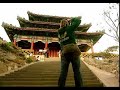 a year before the olympic games, the rockstar rea garvey and the gold medalist winner britta steffen visited peking and took part in the china marathon wall.