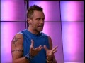 Robin vous donne des exercices pour combattre l'accumulation de tissus adipeux sur vos hanches!