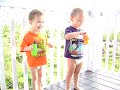 JJ & PJ Bubble Blowing 101 JJ & PJ Bubble Blowing 101