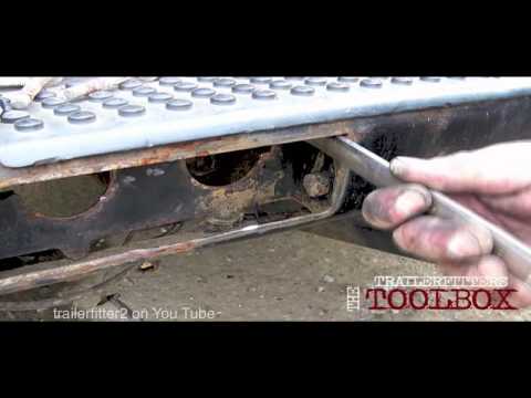 Removing the Rear Bumper Land Rover Discovery