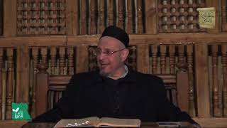 كتاب الغسل من باب مَنْ بَدَأَ بِالْحِلاَبِ أَوْ الطِّيبِ عِنْدَ الْغُسْلِ كِتَاب الْحَيْضِ بَاب: مَنْ اغْتَسَلَ عُرْيَانًا وَحْدَهُ فِي الْخَلْوَةِ