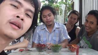ดูการทดลอง หาวิธีแก้เผ็ดของวัยรุ่นไทยกัน (ไอ้สัส ยืนเป็นบอยแบนท์เลย!)
