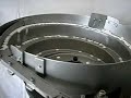 Tablet feeding vibratory bowl feeder