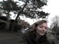 Met een skelter over de autoweg
