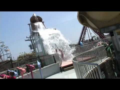 Thundering Surf Family Fun Park