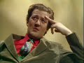 a bit of fry and laurie critics episode 5