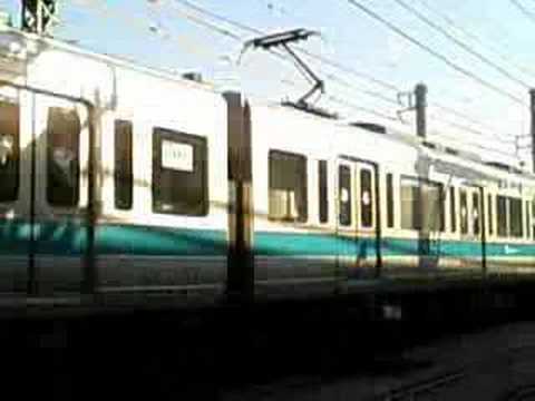 小田急　通過電車