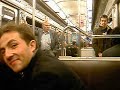 sul metr� a Parigi