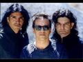 Enanitos Verdes Tu Carcel Official Music Video and Lyrics