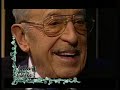 Carlos Novoa entrevista de manera cercana a Asturianos en primera persona en TeleAsturias. Este programa se emite en directo por ondas y a través de internet los jueves a las 23:00h y los domingos a las 21:00h