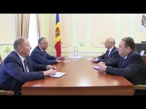 Игорь Додон провел встречу с Чрезвычайным и Полномочным Послом Российской Федерации в Республике Молдова Фаритом Мухаметшиным