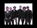 Los fabulosos cadillacs-vasos vacios(Letra)