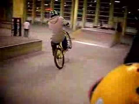 FIK & ODYS video 1 Dirt and Indoor scenes.