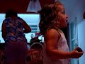 aim� singing \"m�ezinha do c�u\" (heaven\