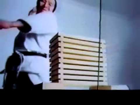 Enoeda Keinosuke -Annoyda Sensei touting Kung Fuey
