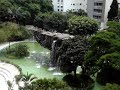 Calabroni - escultura chafariz na Pra�a dos Franceses