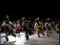 Indianer- Powwow Mens Team Grass Dancing - Native American Indianer- Powwow Mens Team Grass Dancing - Native American