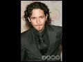 Orlando Bloom vs. Tommy Torres