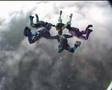 Funny hybrid 6 way skydive