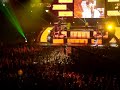 SOS- Jonas Brothers Burnin' Up Tour- KEVIN FALLS INTO CROWD!