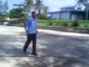 chucho brincando.