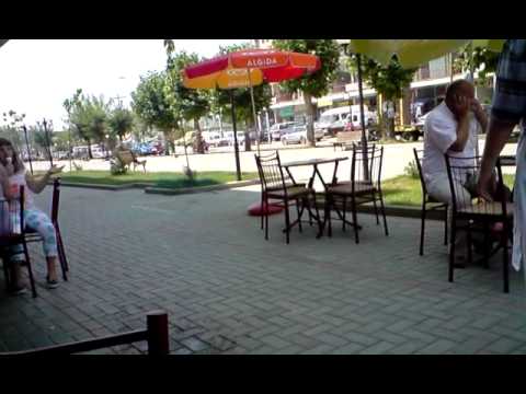 Qeni+i+sharrit+ne+gara