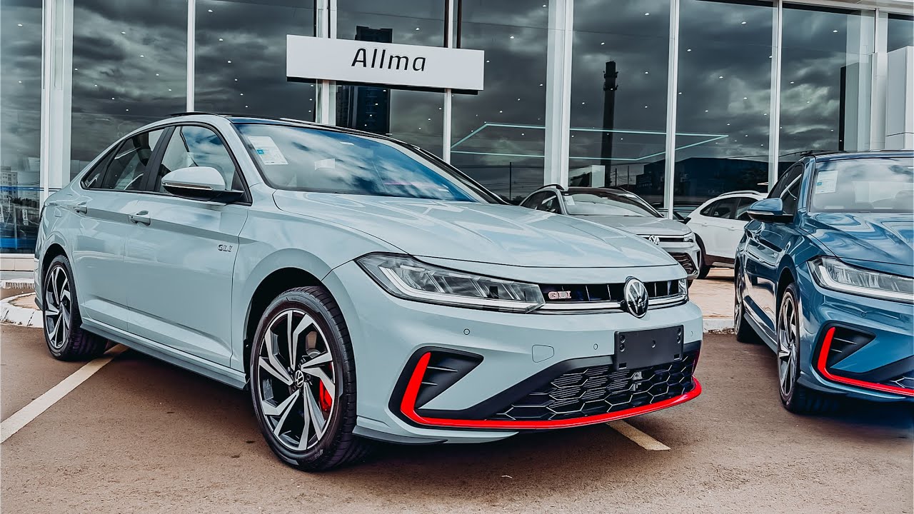 NOVO JETTA GLI 2026 CINZA GLACIAL E AZUL PACIFICO