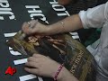 Fans Howl for 'New Moon' Stars
