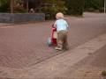 Armin met looprek