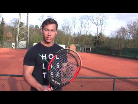 Welcher Tennisschläger ist der Richtige für mein Spiel?