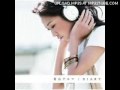 青山黛瑪 (Thelma Aoyama) - 就這樣作曲：HUB、Hitoshi Harukawa 感謝 lovepuddingl 提供 in baby you don't know my sweet loneliness so every night I miss you you're my baby you're my baby oh yeah そっと 君の鼓動に 耳を重ねてみる 時が 止まったまま 呼吸だけ探す baby 身体 触れ合うのに ときどき不安になるのどうして? こんな 気持ち to you 君は知らない このままで 消えないで every night I'm missing you every night I'm wanting you 涙だけ 置いて行かないで ここにいてyour heart 君の 手のひらから 夜が零(こぼ)れてきて 少し もう少し あたためて欲しい baby 何か 伝えたくて どんな言葉でも違う気がする 夢の中に tonight もっと連れてって 寂しさを 見つめてよ every night I'm missing you every night I'm wanting you 思うほど 強くないんだよ 抱きしめてmy heart you don't know my loneliness だけど言えなくて oh my darling I want you to know わからない どうすればいいのbaby 確かめても怖くて oh my love このままで 消えないで every night I'm missing you every night I'm wanting you 涙だけ 置いて行かないで ここにいてyour heart don't leave me alone (can you feel my heart? I'm calling your name) I want you to know please don't go away (you're my everything baby I love you) I want to be right next to you baby,你不知道我甜蜜的孤獨。 so，每晚想念你 你是我的baby! 靜靜地，試著用耳朵聽著你的心跳 時間仍舊停止，尋找呼吸，baby 明明身體互相接觸 為什麼會如此不安？ 這樣的心情，to you 你不知道 就這樣，不要消失 每晚我都在想你 每晚我都在想你 只有眼淚，不能掉下來 這裏有你的心 從你的手掌，夜晚開始破碎 只要一點點，一點點的溫暖，baby 想 <b>...</b>