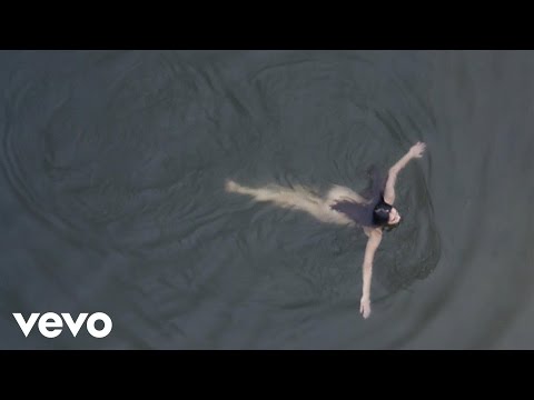 Jon Hopkins feat. Purity Ring - Breathe This Air