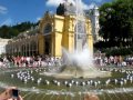 Mariánské Lázně la khu nghi mat, an duong noi tieng tai Tiep Khac. Khu nghi nam sat gan ngay bien gioi Duc - Tiep va thu hut rat nhieu khac tham quan, du lich vao mua he. Tai day noi tieng voi nhung nguon nuoc khoang voi rat nhieu khoang chat thien nhien co loi cho suc khoe va chua benh. Nuoc khoang o day co the uong va con dung de tam. Nam gon trong 1 thung lung bao quanh la rung cay da dem den cho thanh pho nho nay most su yen tinh, thanh binh va khong khi trong lanh hiem co. Mariánské Lázně hay con goi la Marial Bad con noi tieng boi nhung toa lau dai, biet thu, khu trung tam mang dam dau an cua loi kien truc Chau Au can dai. Dai phun nuoc nam tai khu trung tam thanh pho la cho ly tuong cho du khach dung chan nghi nghoi cung de thuong thuc nhung ban dao huong noi tieng. Xem nhung dong nuoc nhu duoc phun 1 cach kheo leo hoa cuon voi am tiet cua ban nhac de tao nen moi net quyen du rat doc dao, gieo vao long du khach nhung an tuong kho quen...