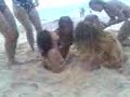 Enterradas en la playa!!!