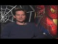 celebrity reporter, ron jacobsohn, interviews tobey maguire.