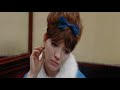 une chanson de charles dans le film de godard: une femme est une femme.

sc�ne avec anna karina et jean-paul belmondo