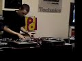 dj rafik lectures at the united dj mixing school, melbourne australia 2005 on his first australasian tour.