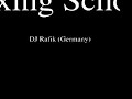 dj rafik lectures at the united dj mixing school, melbourne australia 2005 on his first australasian tour.
