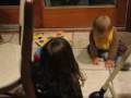 videos de Mia joue avec Enzo