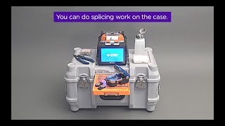 Using the tray on the case