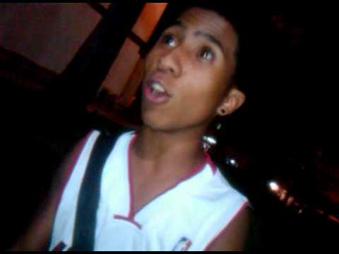 Marlon - Me equivoque en una parte! En la parte q digo (y se dice en su mente no seré mas un cabron!) Esa parte es de una letra de Gona! Sorry! Pero vacilense todo lo...