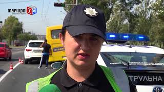 На Набережной в Мариуполе в ДТП попала маршрутка: затруднено движение